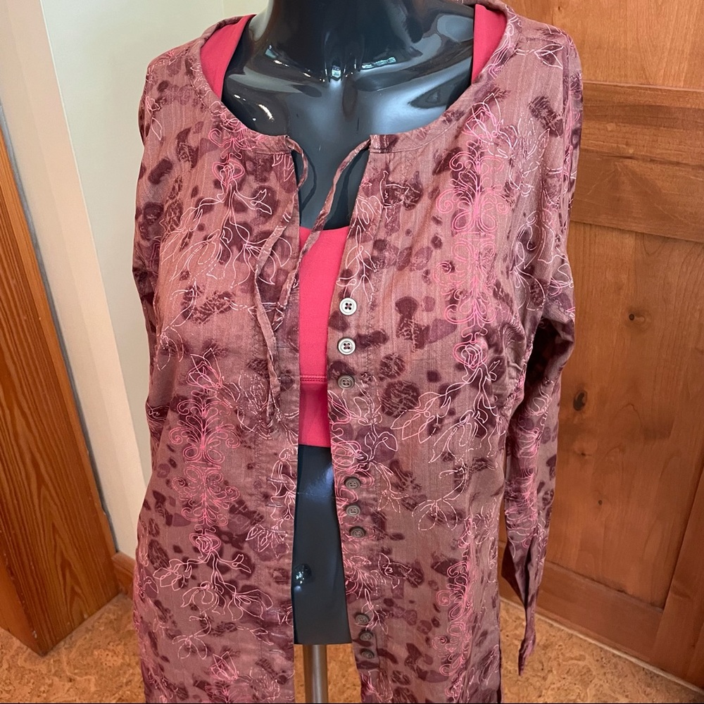 Mountain Hardwear red floral boho lightweight cotton button down shirt